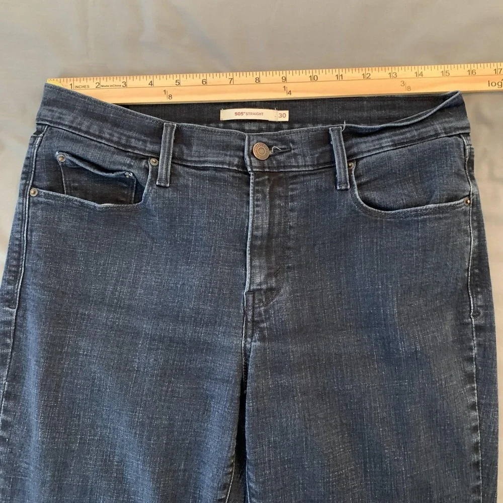Levis 505 Jeans Womans‎ 30 (31x28) Blue Straight Leg Stretch Denim Mid Rise